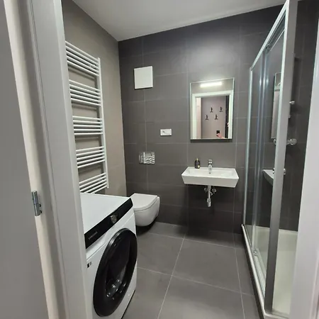 アパート Alfa Apartment Free Garage Parking Ac Near City Center