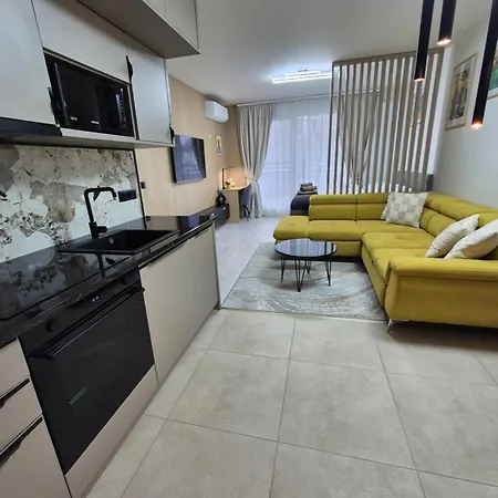 Alfa Free Garage Parking Ac Near Center * Košice