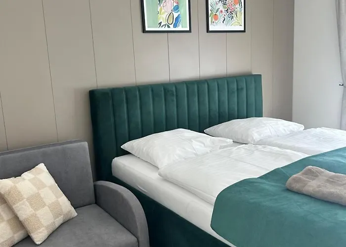 Alfa Free Garage Parking Ac Near Center *